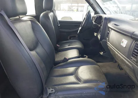 2006 Chevrolet Silverado 1500 Work Truck from USA, damaged, VIN 3GCEC14X56G146599